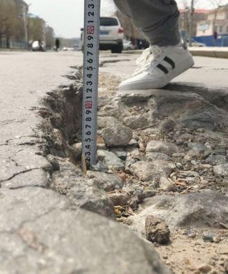 本地新闻速读作男在洗浴耍完大牌还赖账